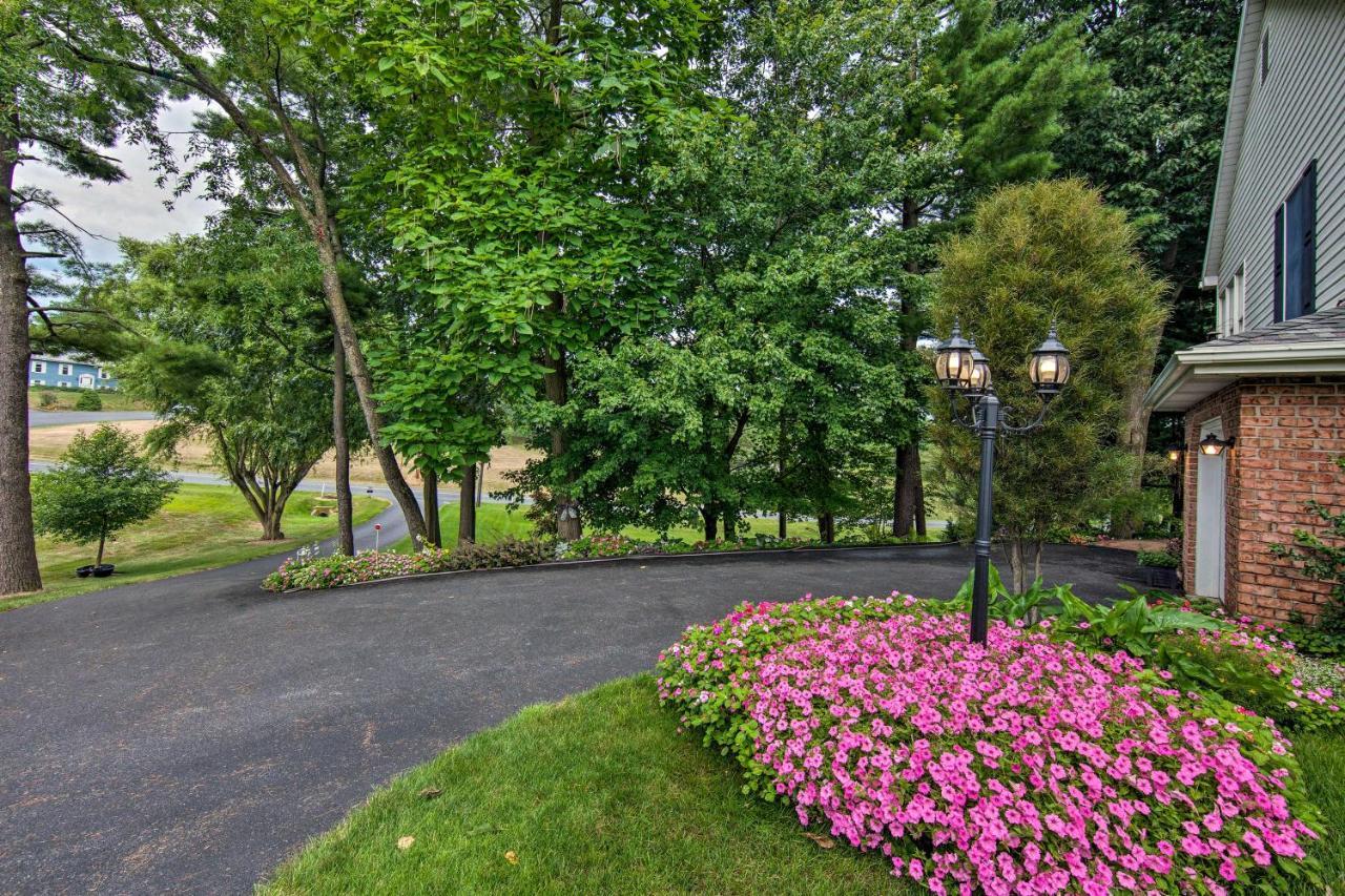 Charming Apartment With Yard And Beautiful Gardens! Мангайм Екстер'єр фото